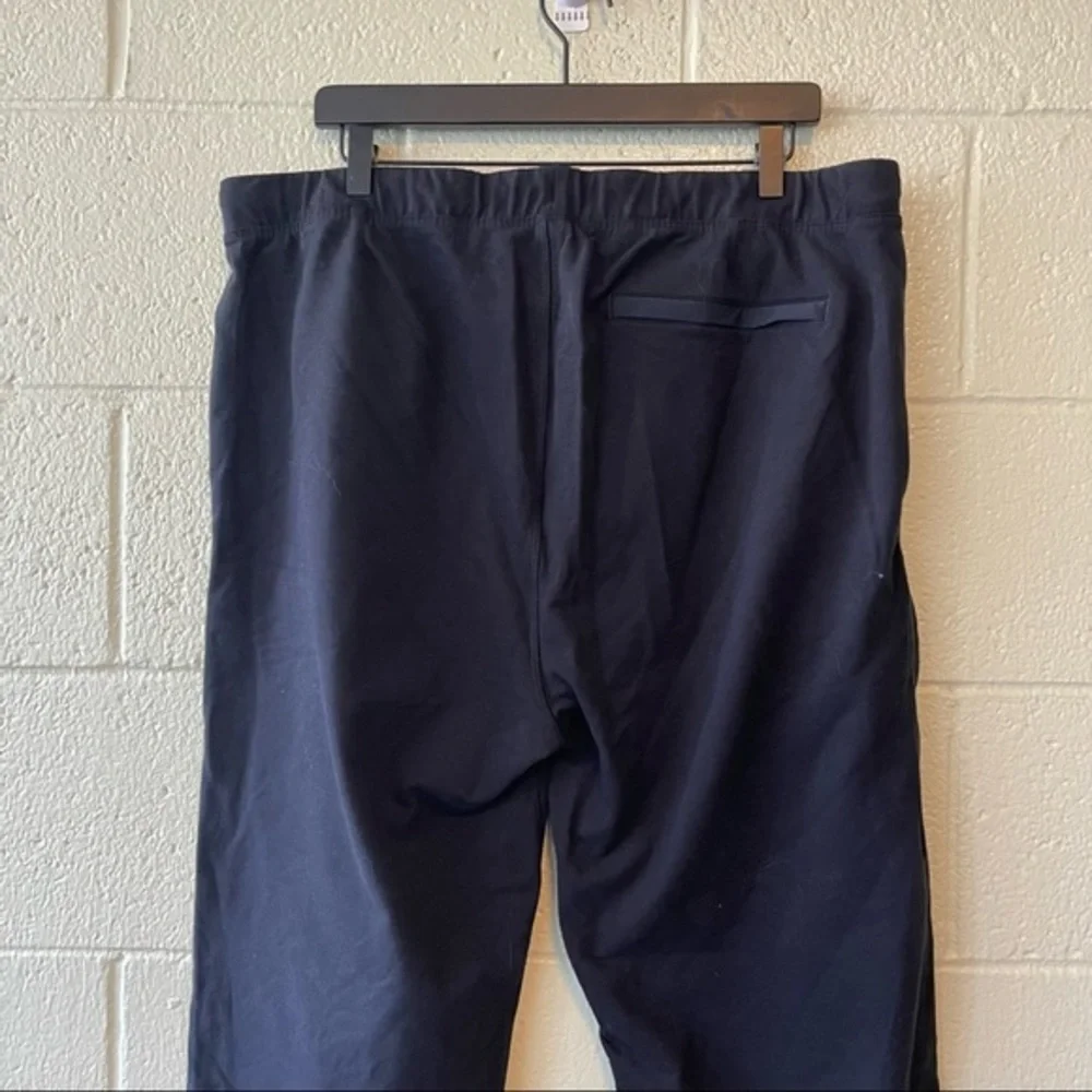 Mack Weldon Ace Sweatpant in Color True Black Jogger Style with Drawstring - Picture 7 of 10